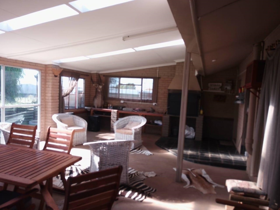 4 Bedroom Property for Sale in Bultfontein Free State